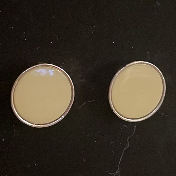 Antique-1910-30-Art Deco round silver tone cream color celluloid snap cuff links - Picture 7 of 11